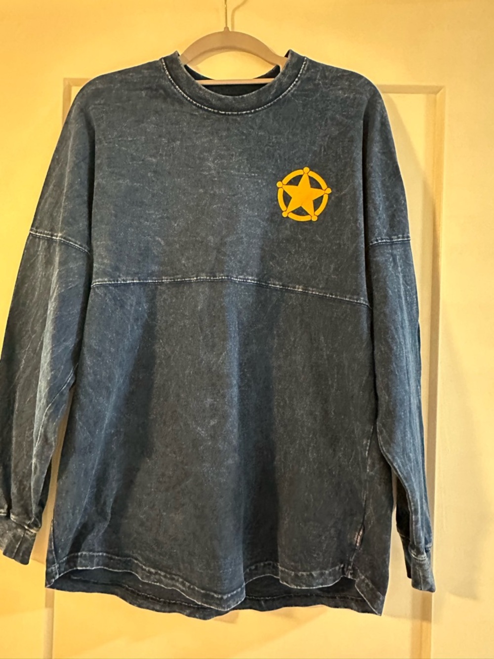 WOODY Vintage-Style Blue Long Sleeve Jersey with Yellow Star Accent
